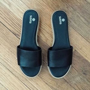 Susina Leather Slides